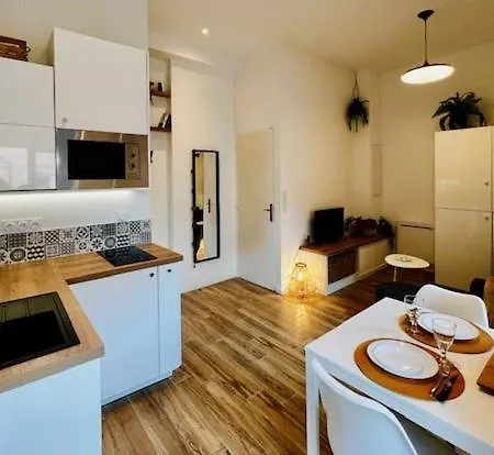 Charmant Et Lumineux Appartement Montpellier Exterior foto